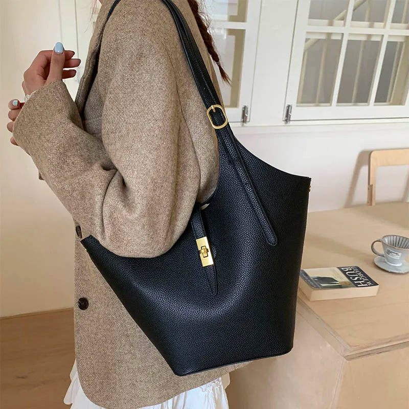 Bolsa Média Tatiane