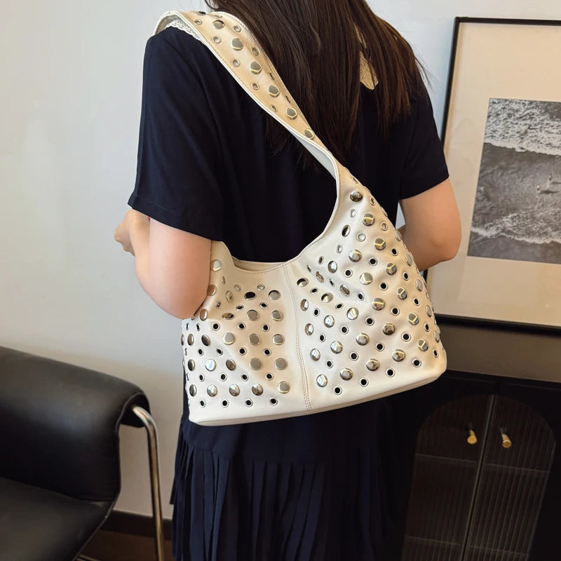 Bolsa Média Cintia