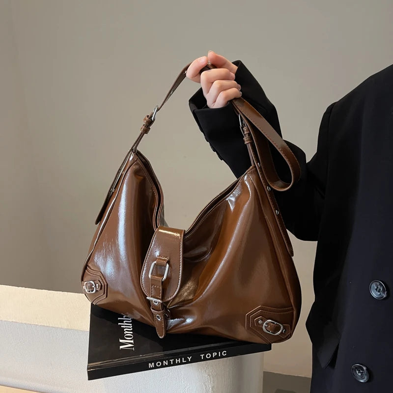 Bolsa Grande Dakota