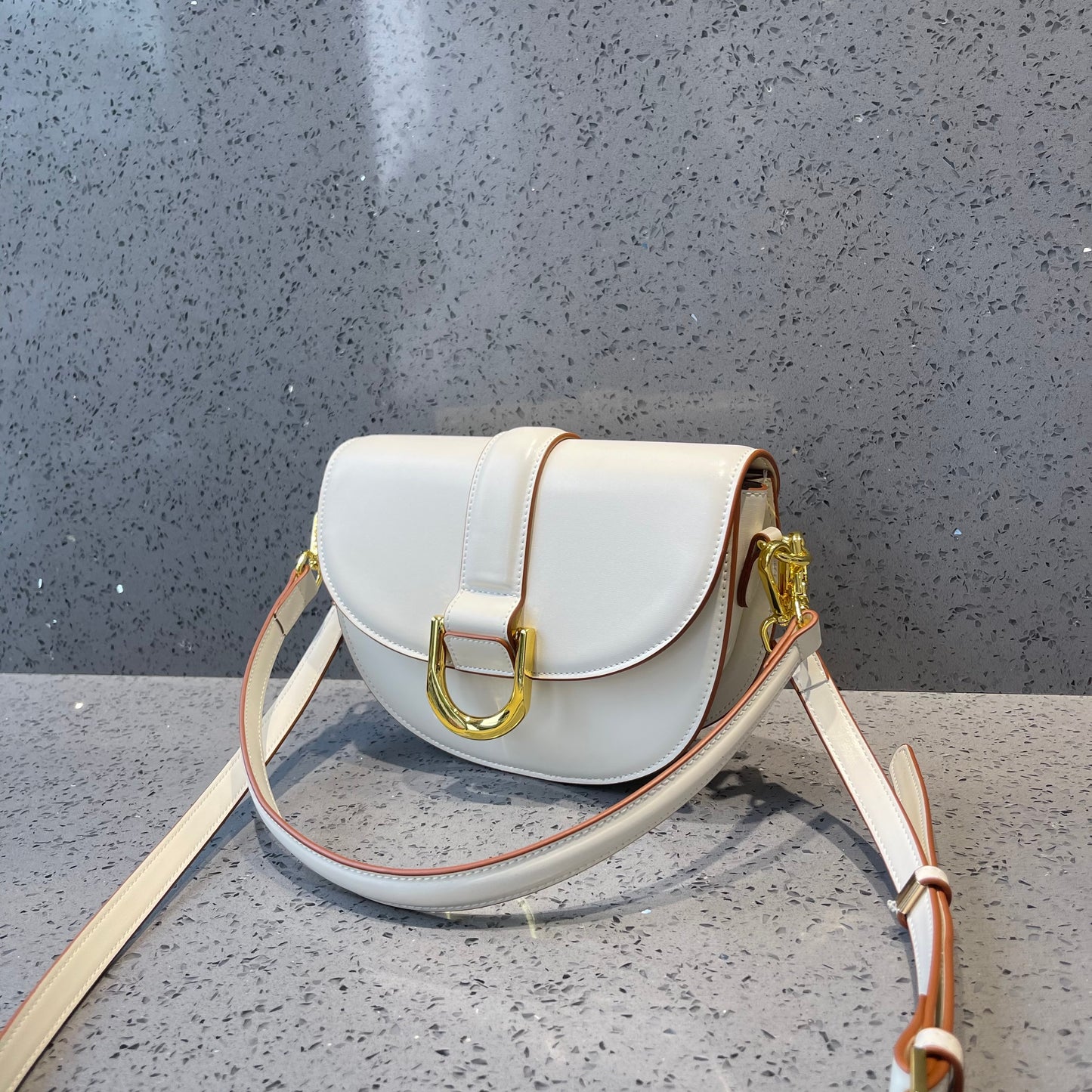 Bolsa Pequena Amelia
