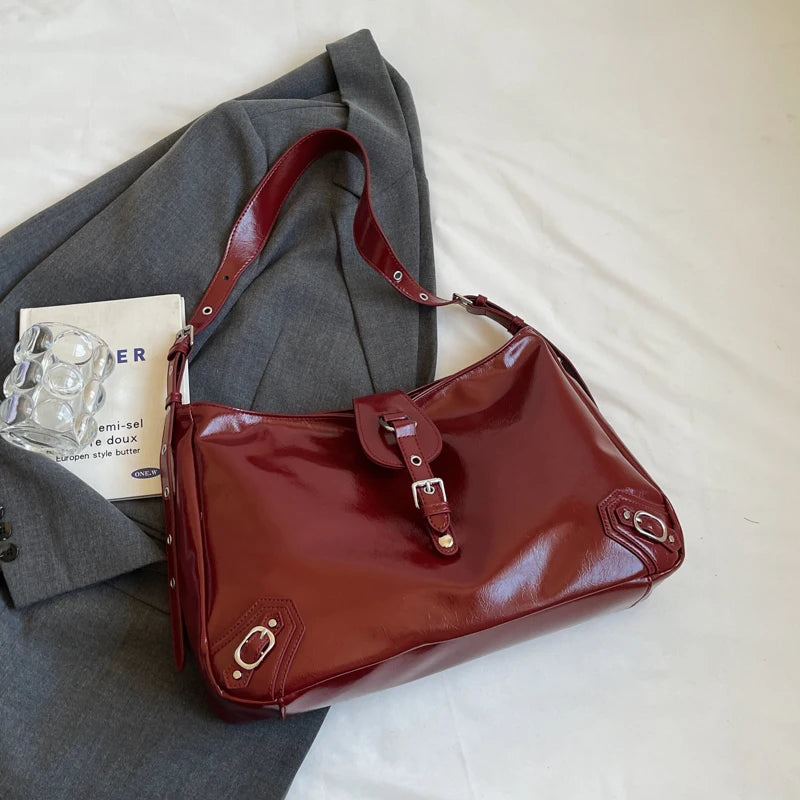 Bolsa Grande Dakota