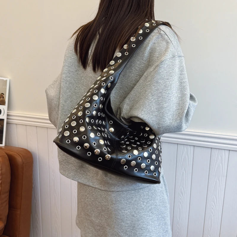 Bolsa Média Cintia
