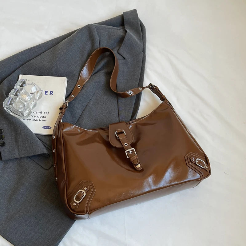 Bolsa Grande Dakota
