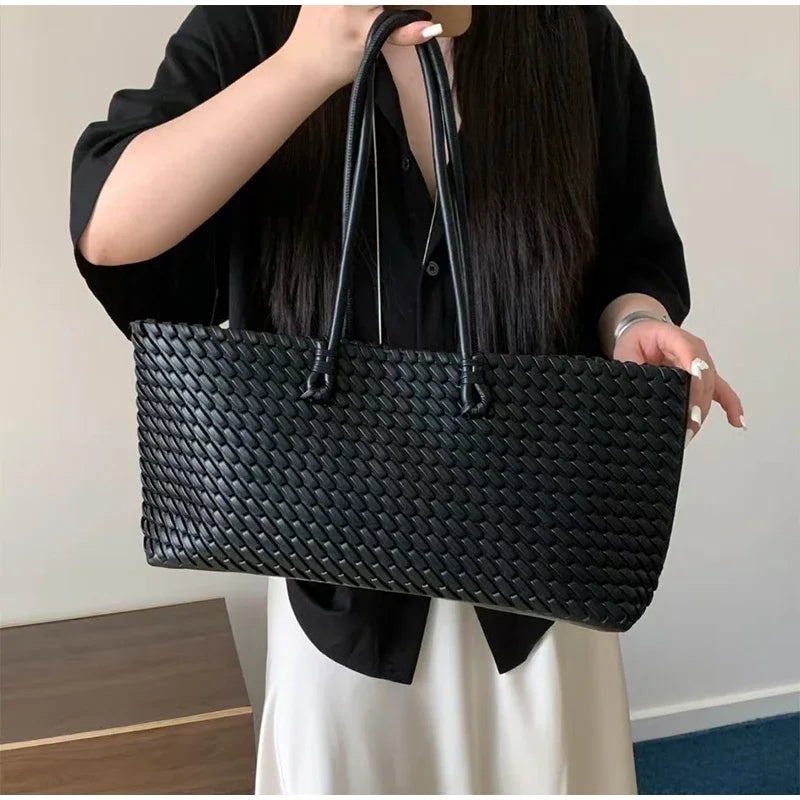 Bolsa Média Livia