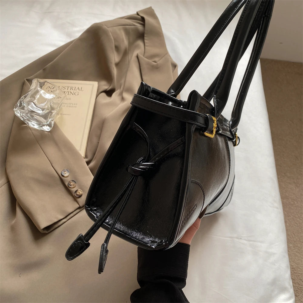 Bolsa Pequena Kylie