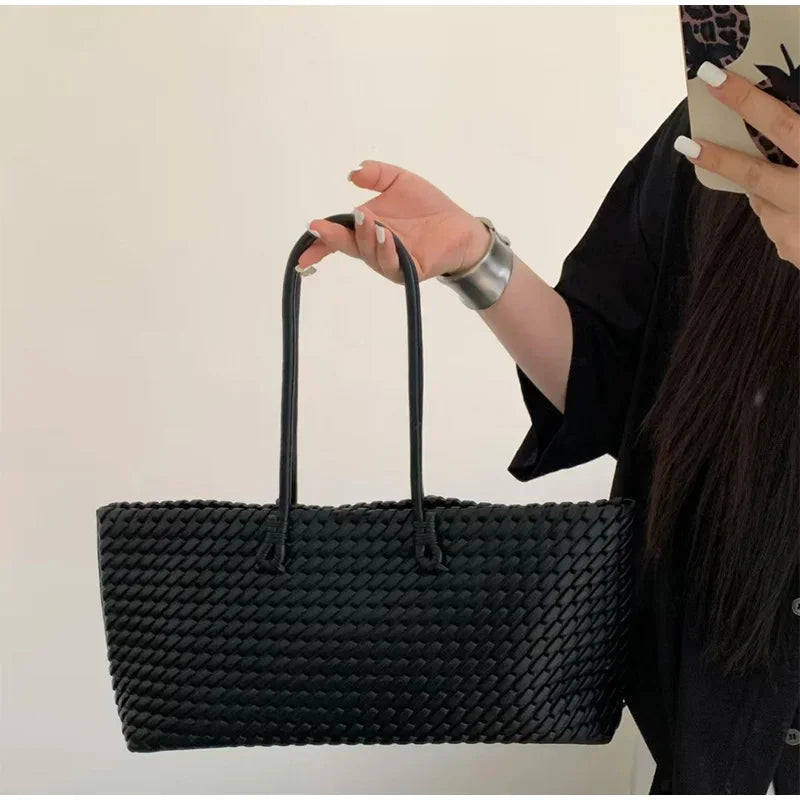 Bolsa Média Livia